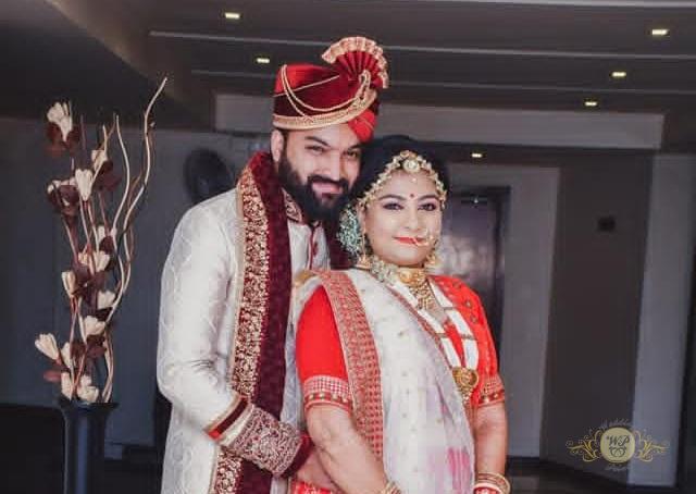 Kharanshu Karia & Nauka Pujara - WeddingPointIndia matrimonial success story - Happy Indian couple