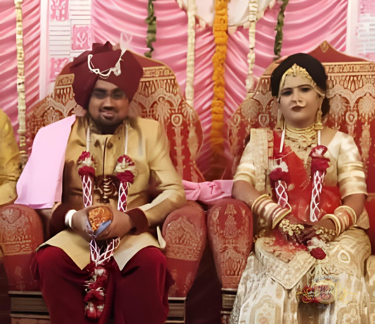 Avit Kakkad & Dharti Chag - WeddingPointIndia matrimonial success story - Happy Indian couple